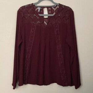 EUC XL Maurices Lace Inlay Peasant Top in Mulberry